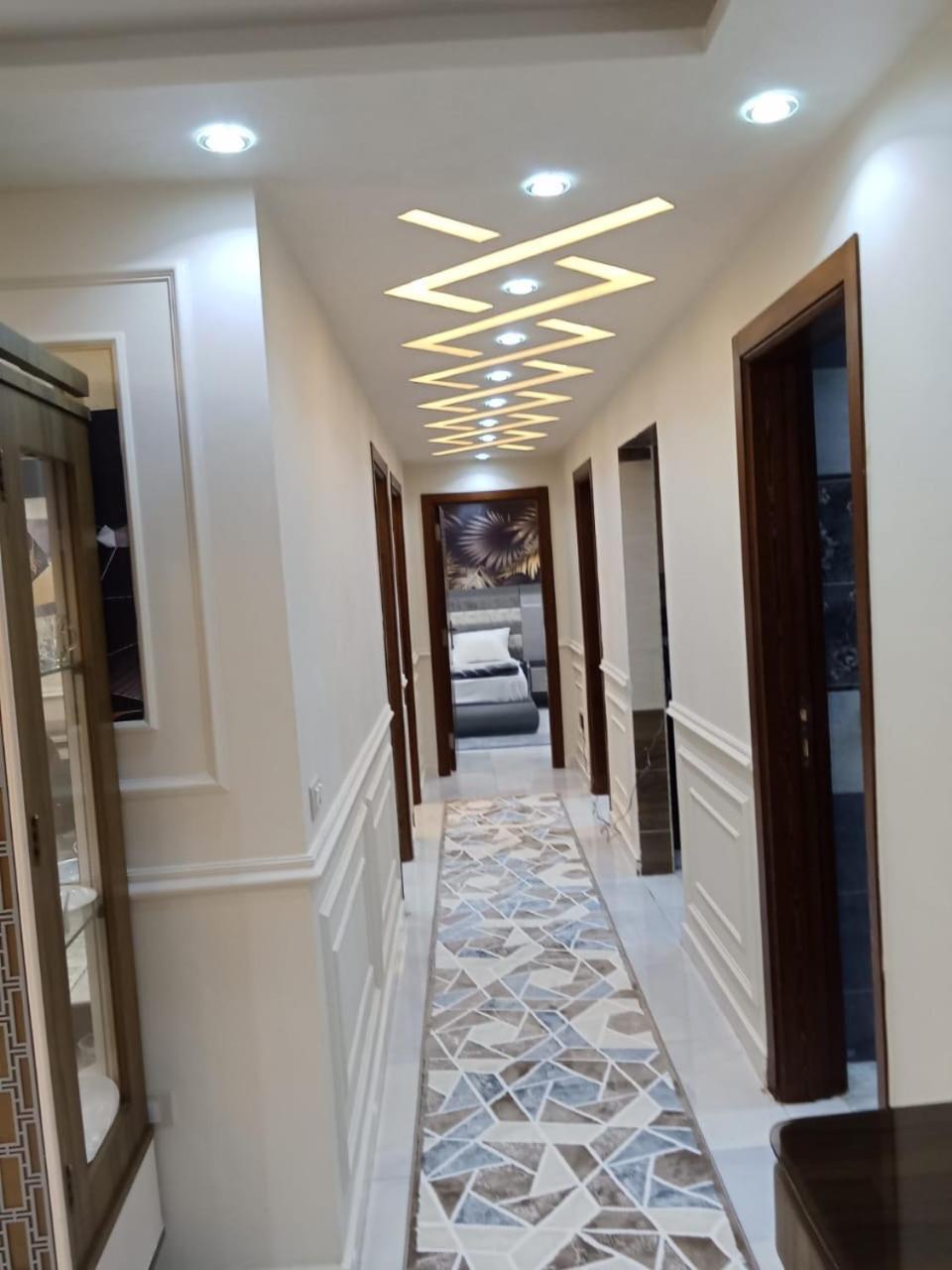 Cozy And Modern In Location In Mohandessin Near Nile * Le Caire
